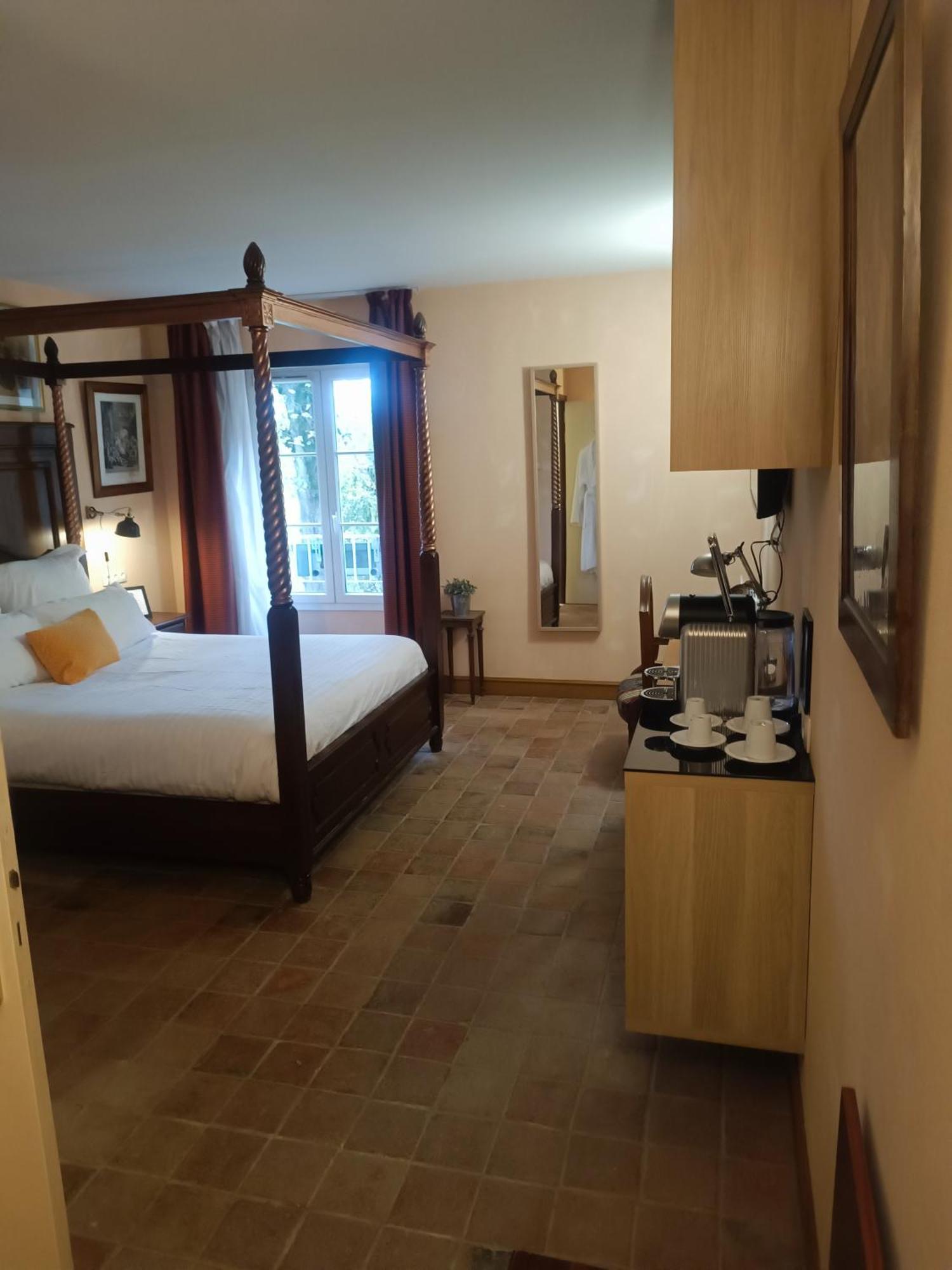 Hostellerie Les Hauts De Sainte Maure Ngoại thất bức ảnh